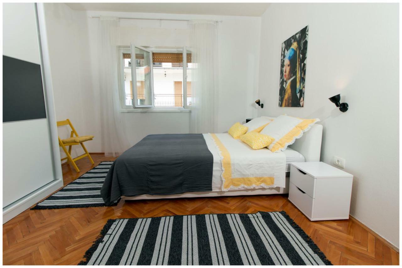 Large Apartment Between Split And Trogir Kaštela Eksteriør billede